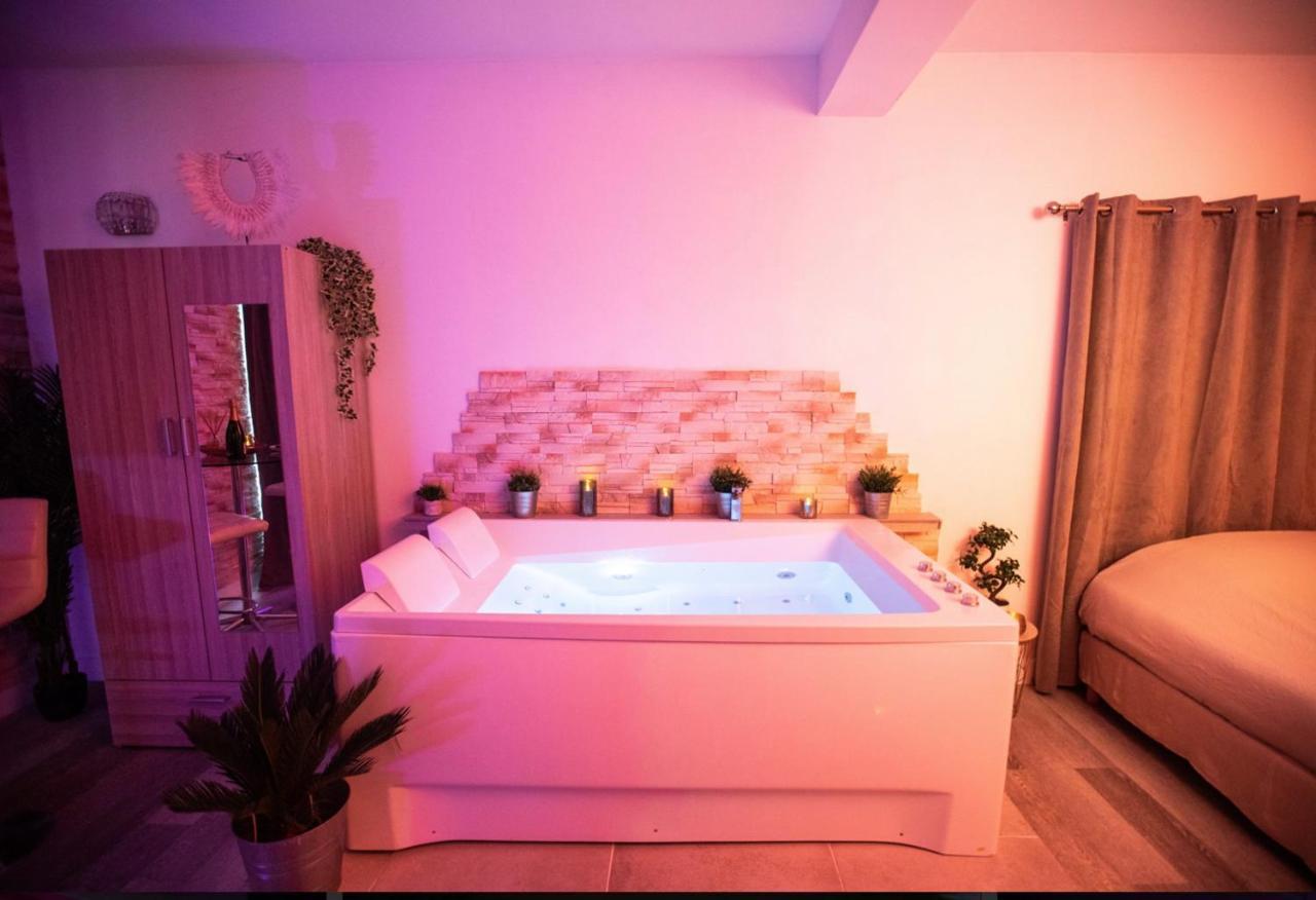 Suite And Spa La Perla Bianca Grabels ภายนอก รูปภาพ