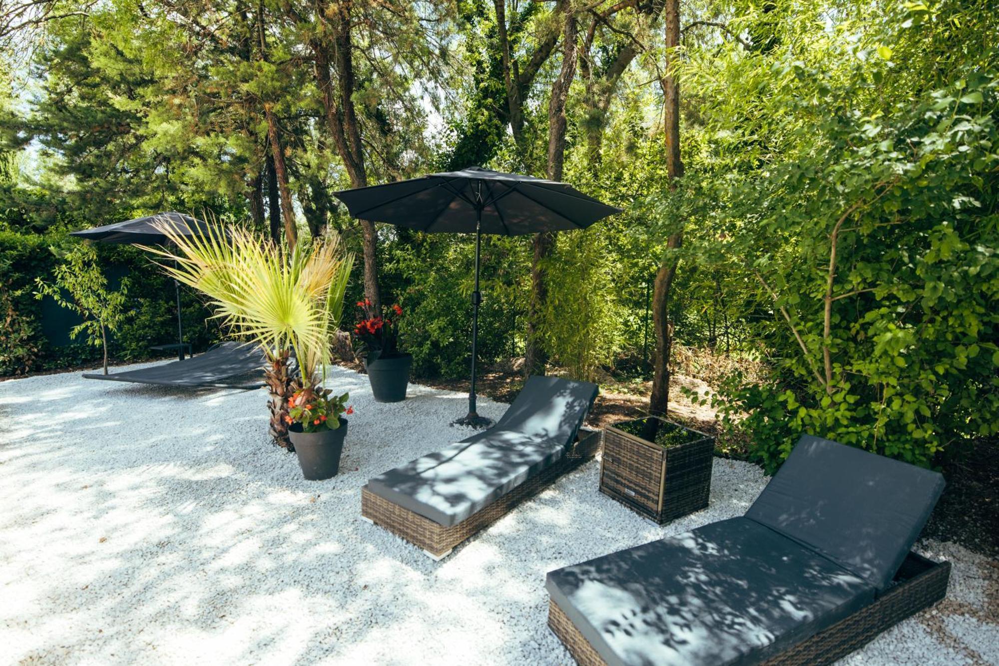 Suite And Spa La Perla Bianca Grabels ภายนอก รูปภาพ